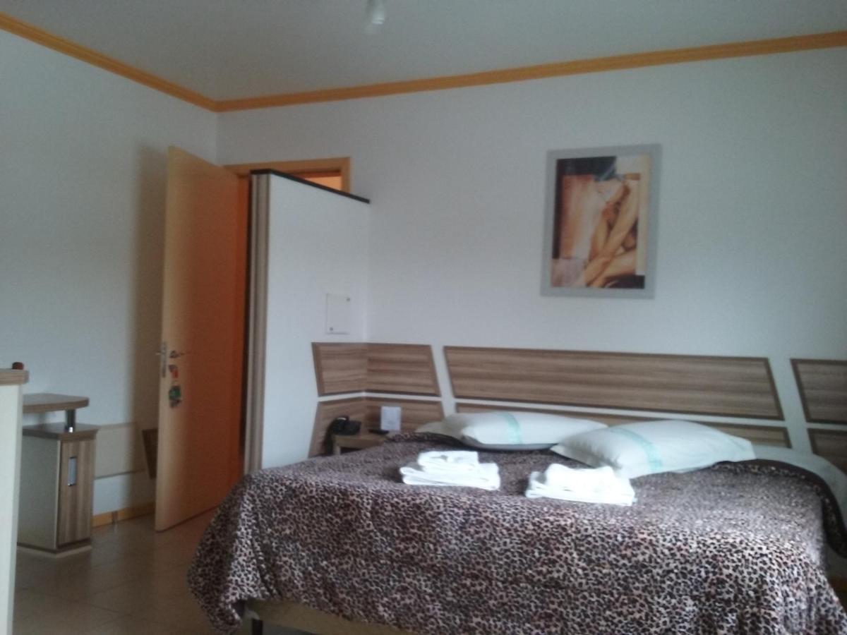 Hotel Bemtevi ファホウピーリャ エクステリア 写真